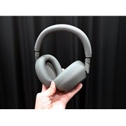 �\�j�[�A�m�C�L�����w�b�h�z���uWH-1000XM6�v�ɐV�F�I���[�u�O���[��ǉ�