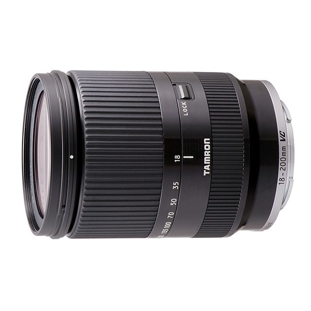 タムロン、同社初のEマウント用レンズ「18-200mm F/3.5-6.3 Di III VC