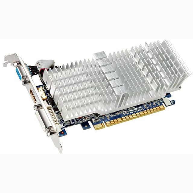 GIGABYTE、Geforce GT 520搭載のファンレスVGA - 価格.com