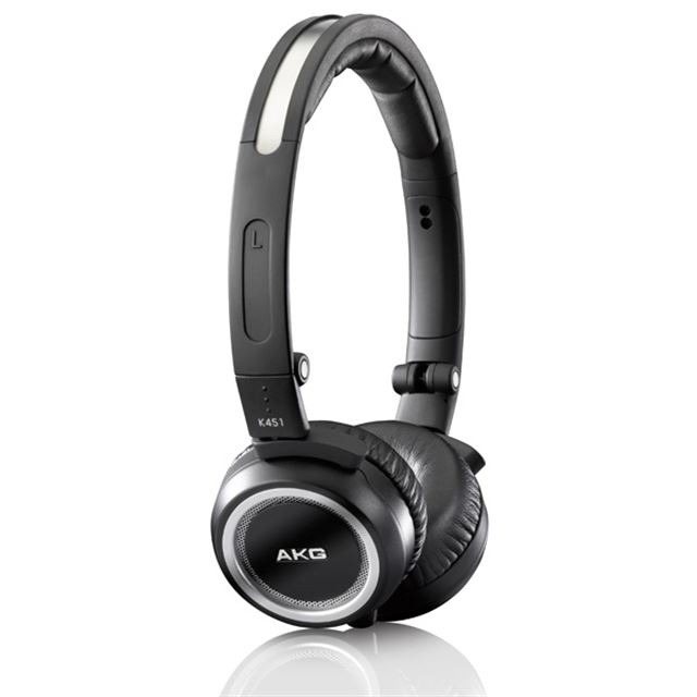 Akg 2種類の着脱式ケーブルが付属する最上位モデル K451 価格 Com