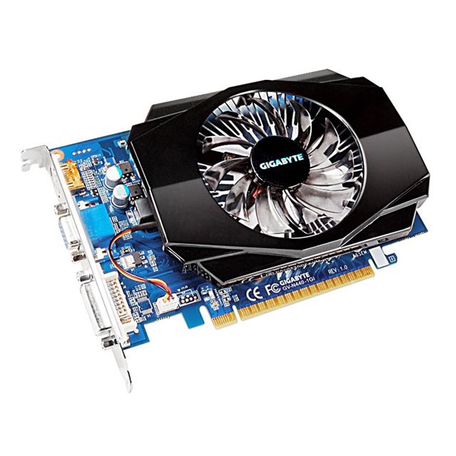 GIGABYTE、3連ファン採用のOC版GeForce GTX 680搭載VGAなど - 価格.com