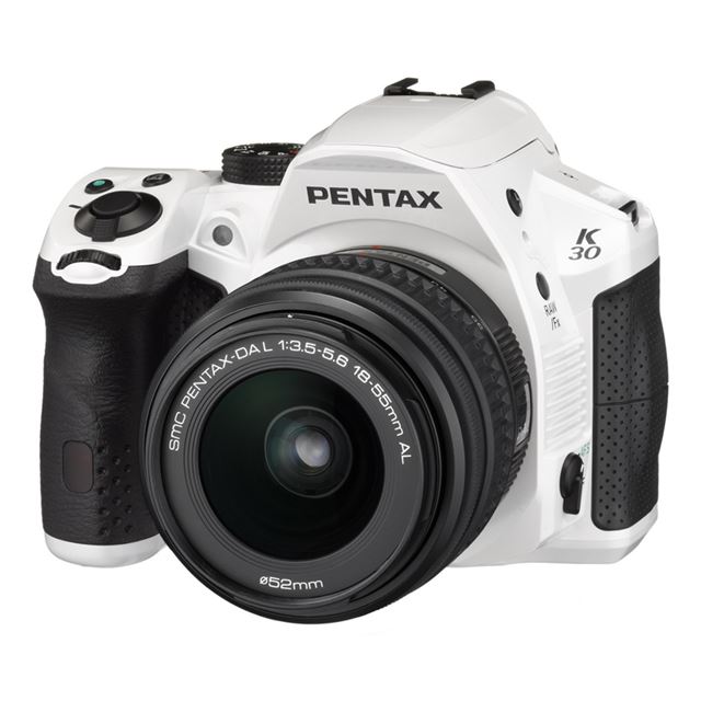 PENTAX　K-30 ホワイト　ダブルズームキット　カメラバッグ付き