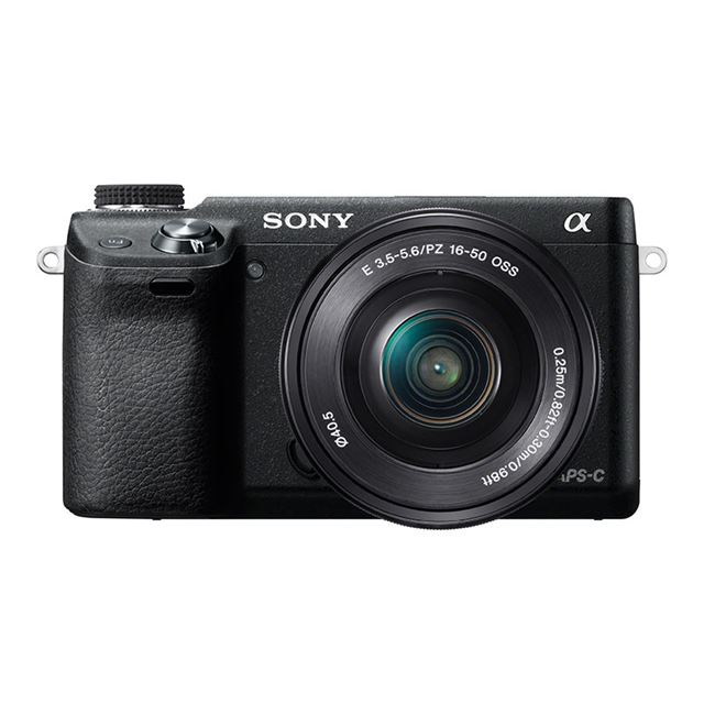 SONY ミラーレス一眼レフカメラ α NEX-5R本体 + 標準レンズ + 単焦点レンズ - カメラ