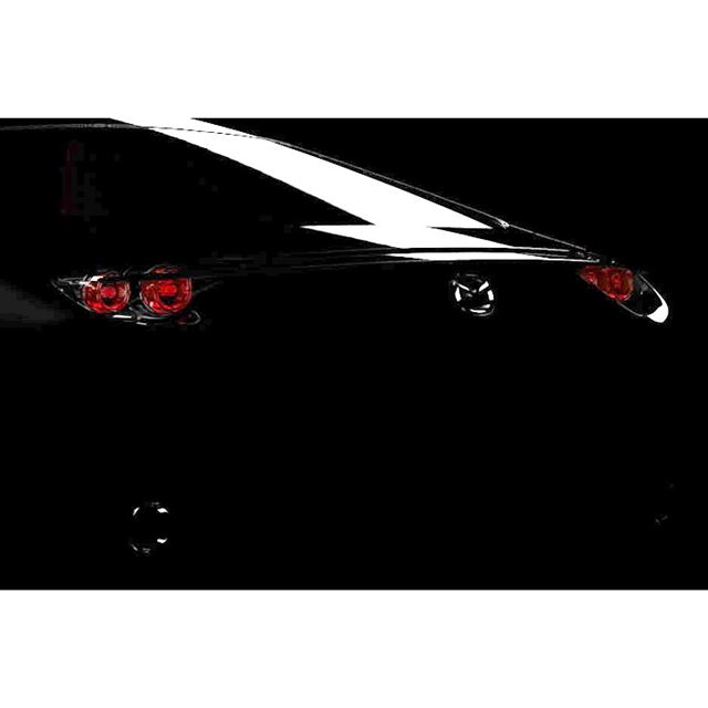 東京モーターショー15 マツダからスポーツカーのコンセプトモデルが登場 価格 Com