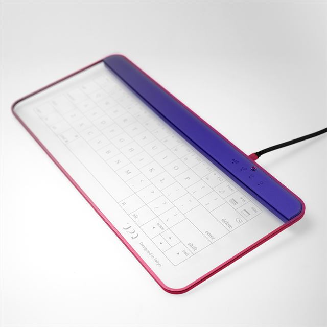 UPQ、ガラス製のワイヤレスタッチキーボード「Q-gadget KB02」 - 価格.com