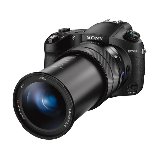 ソニー、最望遠600mmの光学25倍ズームカメラ「RX10 III」 - 価格.com
