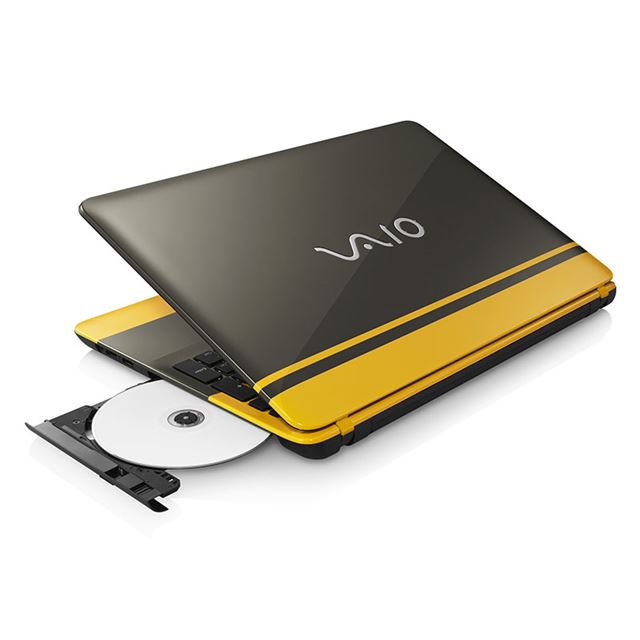 VAIO、ツートンカラーでファッション性の高い「VAIO C15」 - 価格.com