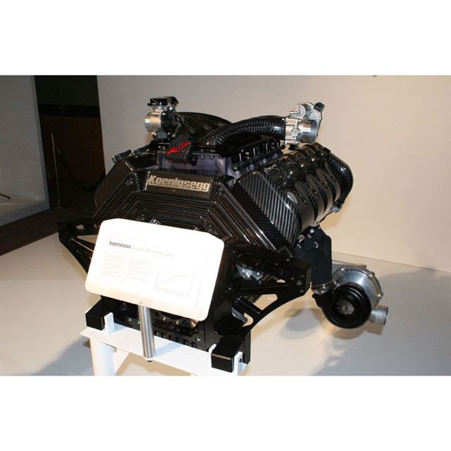 ケーニグセグが世界限定3台の アゲーラrsr を発表 価格 Com