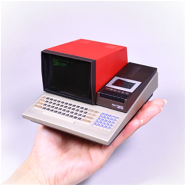 ハル研究所 1979年発売のpcをミニチュア再現した Pasocommini Mz 80c 価格 Com
