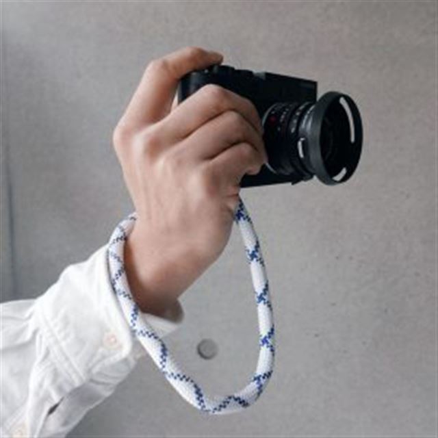 yosemite hand strap