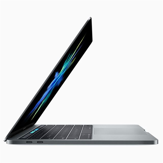 アップル、Kaby Lakeを搭載した13型/15型「MacBook Pro」 - 価格.com