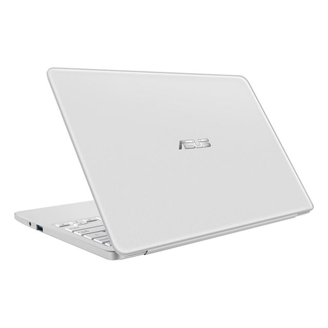 ASUS、980gで29,800円～の11.6型モバイルPC「VivoBook E203NA」 - 価格.com