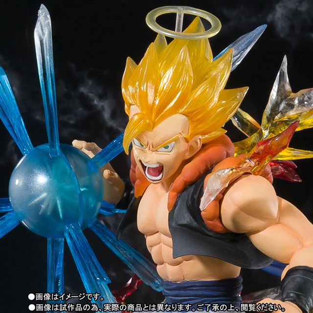 ドラゴンボール」スーパーサイヤ人ベジット＆ゴジータがフィギュアで各