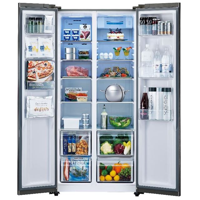 AQUA、左側に冷凍室、右側に冷蔵室の“パノラマ・オープン”冷凍冷蔵庫