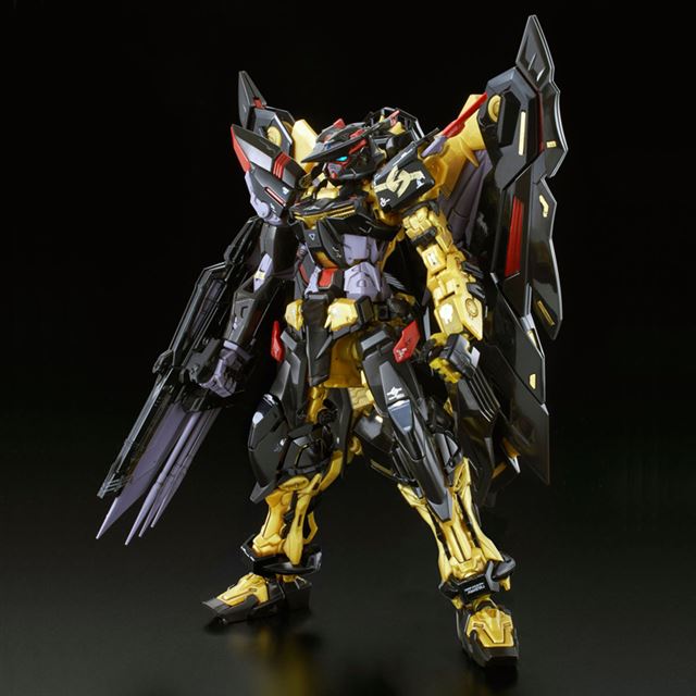 ガンダムSEED ASTRAY」ガンダムアストレイゴールドフレーム天のプラモ