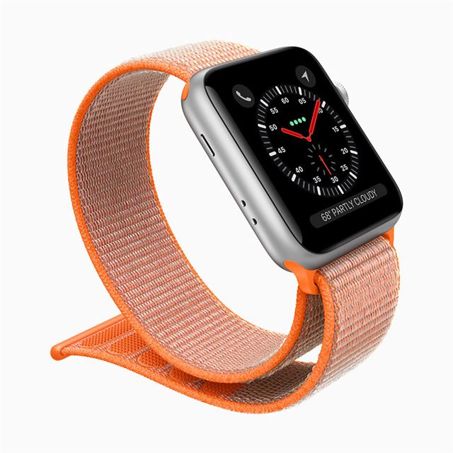 アップル、LTE通信に対応した「Apple Watch Series 3」 - 価格.com