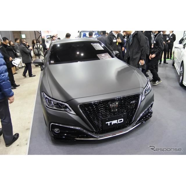 トヨタ 3種類の次期型 クラウン のカスタマイズモデルを出展 東京オートサロン18 価格 Com