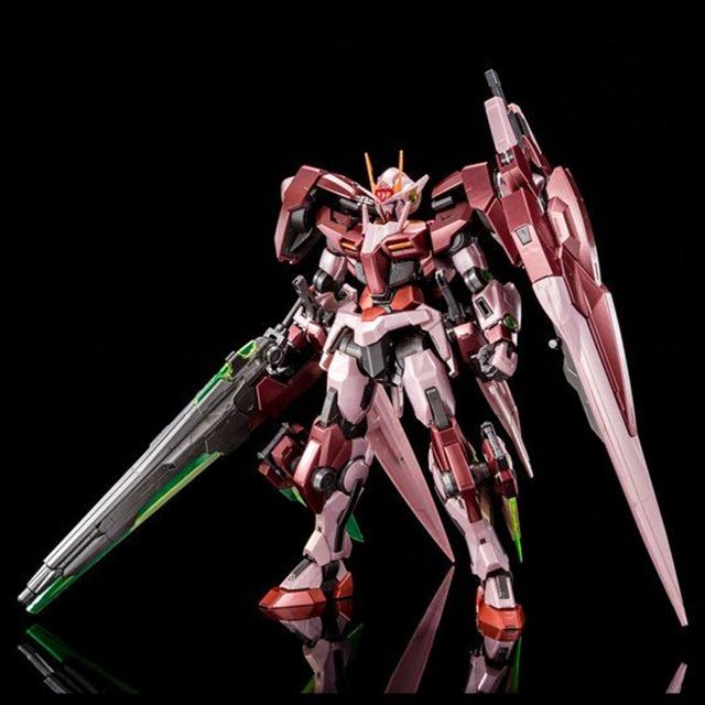 ダブルオーガンダム セブンソード/G」トランザム発動時を再現した 