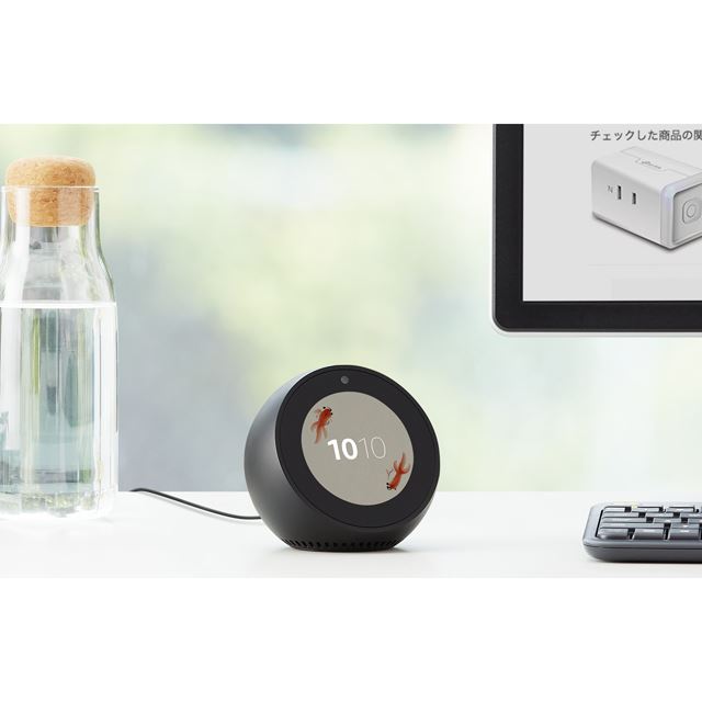 Amazon、2.5型の円形スクリーン付きスマートスピーカー「Echo Spot
