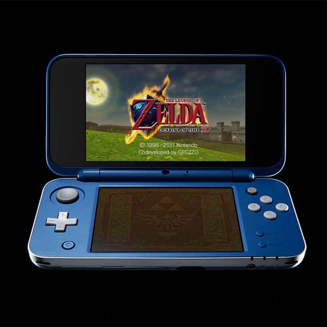 ゲームNew Nintendo 2DS LL HYLIAN SHIELD EDITI…