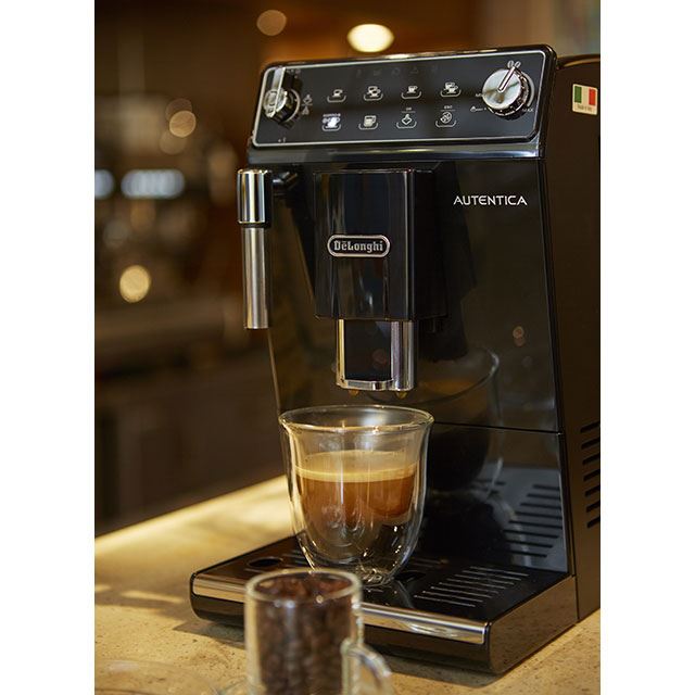 デロンギ、幅19.5cmのスリムな全自動コーヒーマシン「オーテンティカ ...