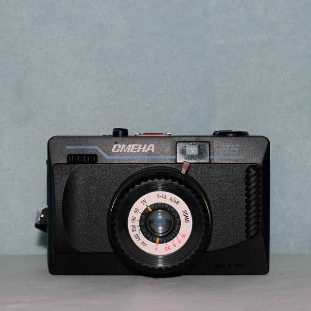 旧ソ連製トイカメラ「Lomo Smena 35」、未使用デットストック品の販売 