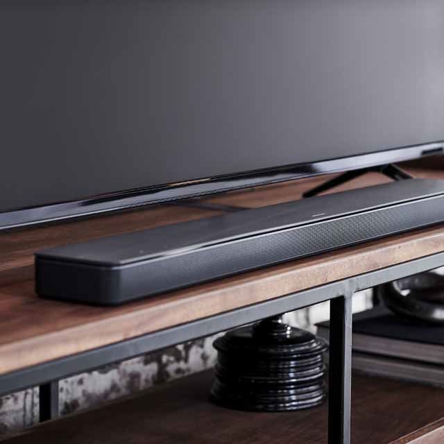 BOSE、Alexa対応のスマートサウンドバー「Bose Soundbar 700/500