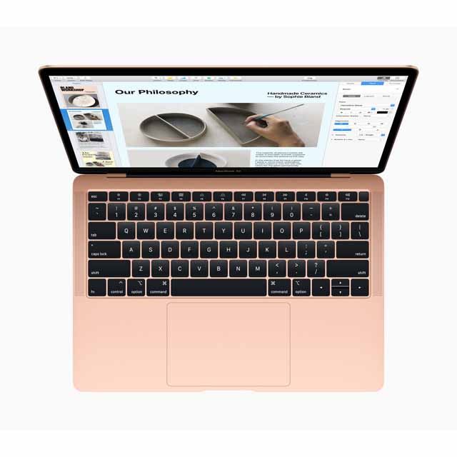 アップル、13.3型RetinaディスプレイやTouch IDを搭載した新型 