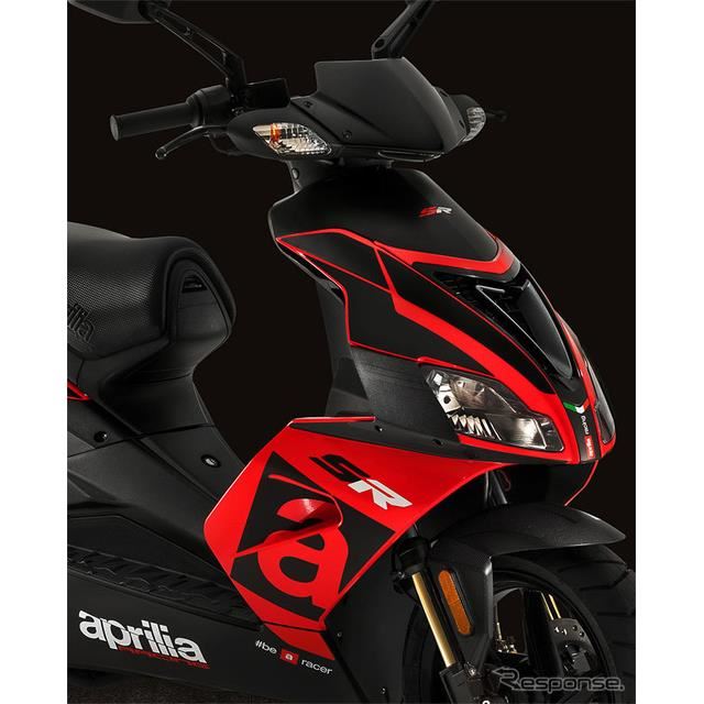 アプリリア、スポーツスクーター『SR50R』を発売。2サイクル50ccで環境対応 - 価格.com