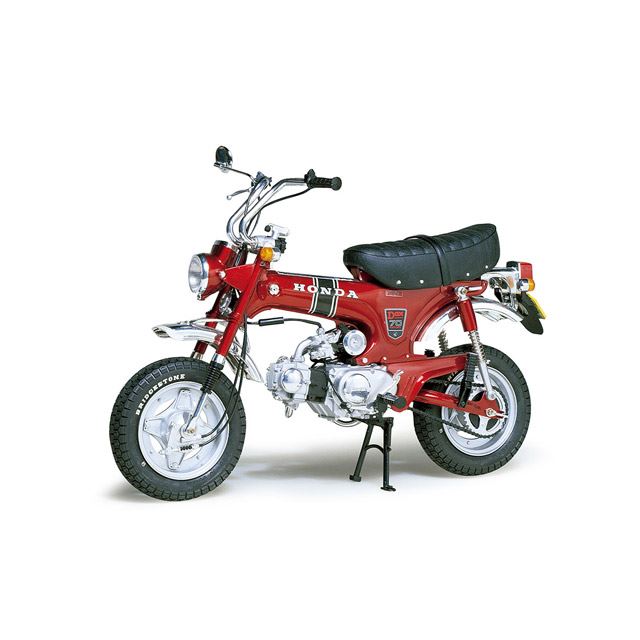 タミヤ、1969年発売レジャーバイク「ダックスHonda」のプラモ組み立て ...