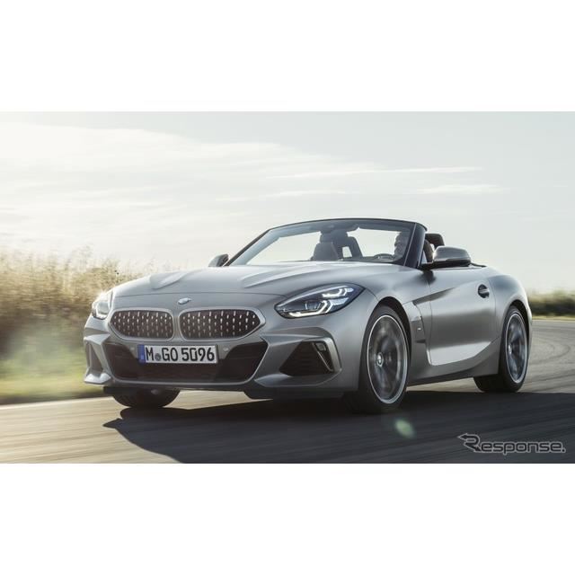 Bmw Z4 新型発売 縦型ヘッドライトなど新デザイン採用 566万円より 価格 Com