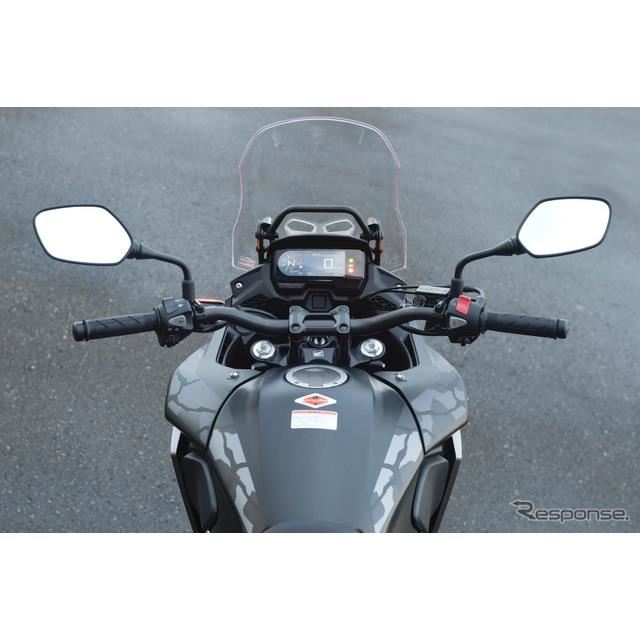 フロントを19インチ化 よりタフにアドベンチャーらしく ホンダ 400x 開発者インタビュー 価格 Com