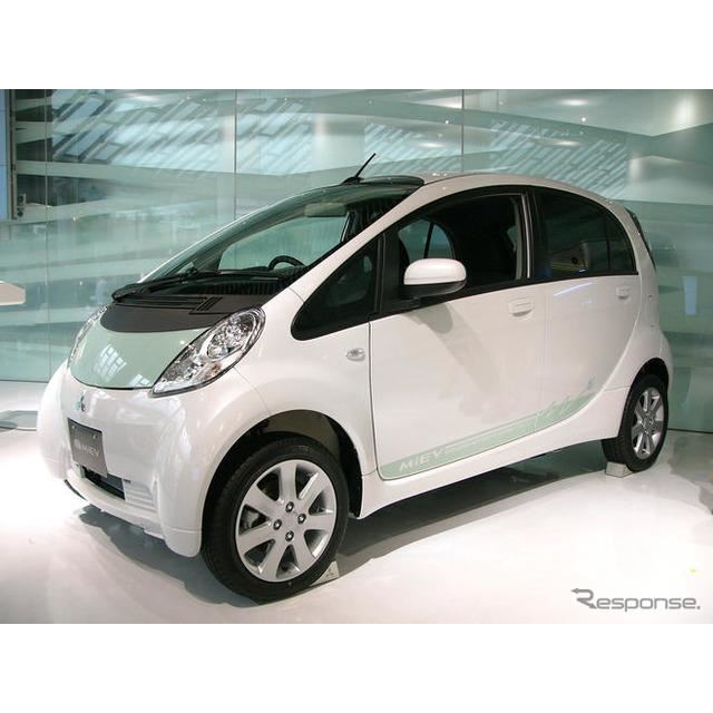 三菱の電気自動車 『i-MiEV』が10周年 - 価格.com