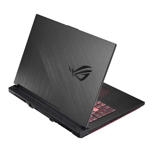 ASUS、BMW Designworksデザインの15.6型ゲーミングノートPC「ROG Strix