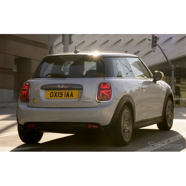 MINI N[p[S E