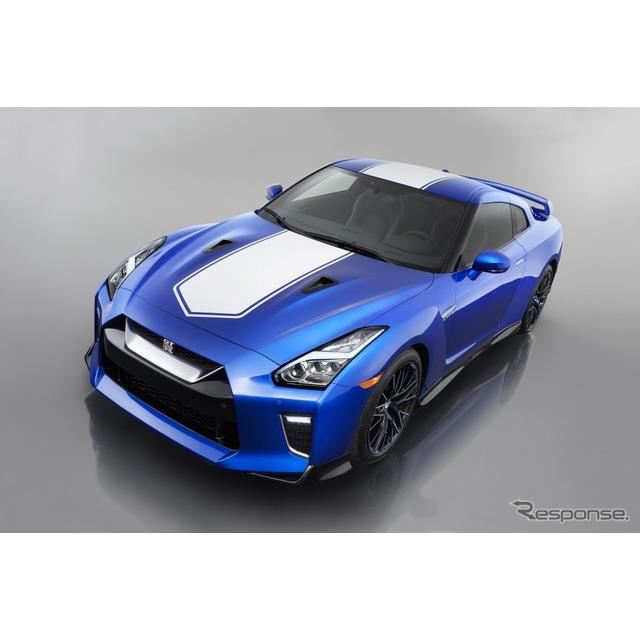 日産 GT-R に50周年記念車、12万2040ドルから…米国発売へ - 価格.com