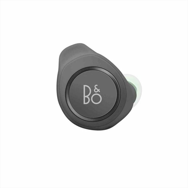 B&O、完全ワイヤレスイヤホン「Beoplay E8 Motion」に新色「Graphite 