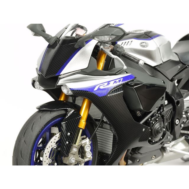 タミヤ、ヤマハのフラッグシップ「YZF-R1M 2018年型」完成モデル