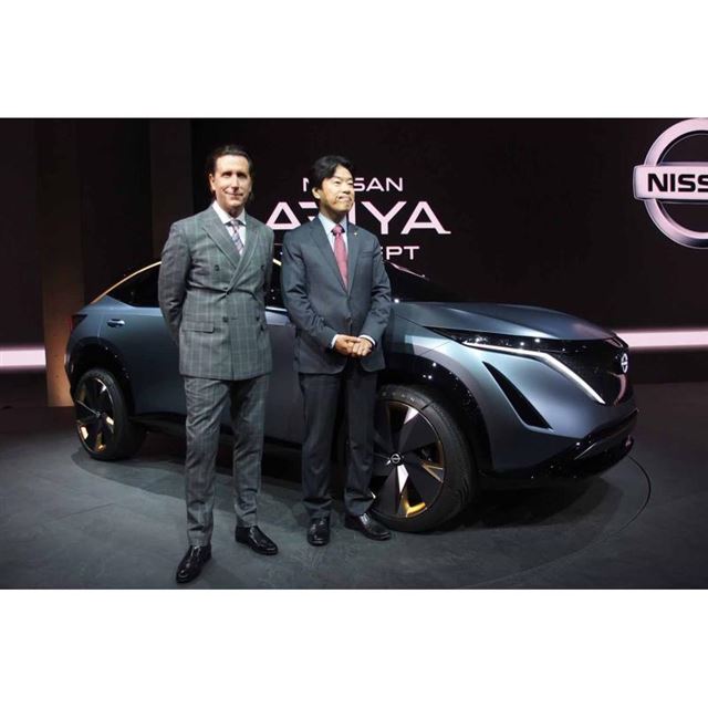 日産が電気自動車コンセプト ニッサンimk と ニッサン アリア コンセプト を2台同時に世界初公開 価格 Com