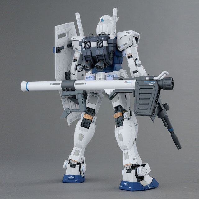 バンダイ ガンプラ Mg Rx 78 2 ガンダムver 3 0 ガンダムベースカラー 限定発売 価格 Com