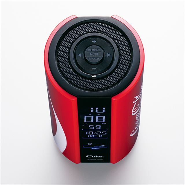 セイコー、「コカ・コーラ」500ml缶デザインのBluetoothスピーカー 