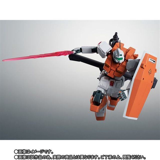 ガンダム開発計画の一環で開発された「パワード・ジム」がフィギュアで登場 - 価格.com