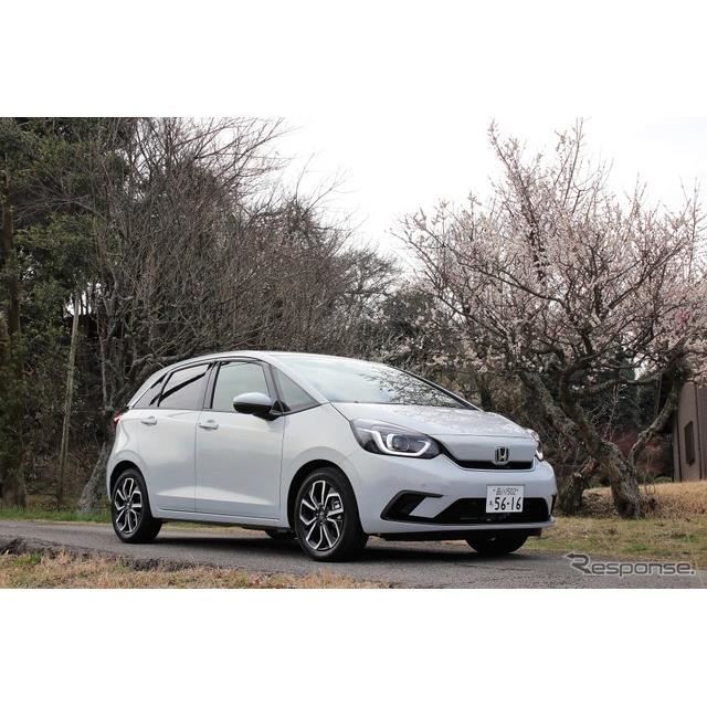 ホンダ フィット 新型 運転して楽しく 乗り心地は良く インタビュー 価格 Com