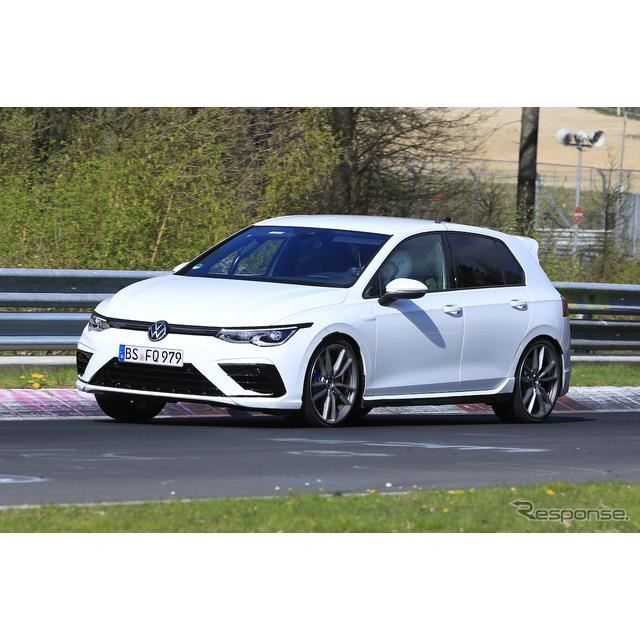 5ポイントledはナシ Vw ゴルフr 新型 333馬力でニュルを激走 価格 Com