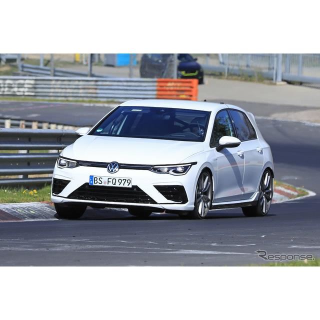 5ポイントledはナシ Vw ゴルフr 新型 333馬力でニュルを激走 価格 Com
