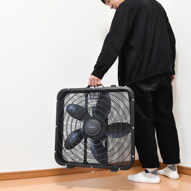 最大回転数1250rpmの「俺の薄型ボックス扇風機 Crazy Fan2-ストロング