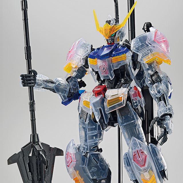 バンダイ、クリアカラーの限定ガンプラ「MG 1/100 ガンダムバルバトス 