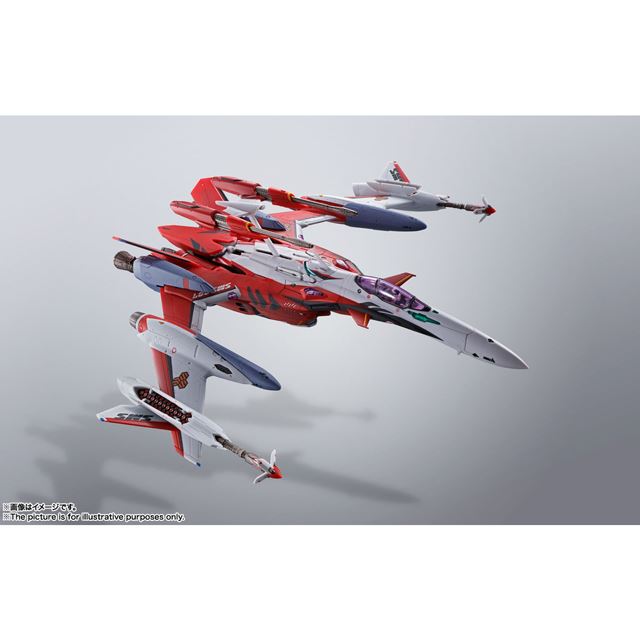 バンダイ、「DX超合金 YF-29デュランダルバルキリー」フルセットパック 