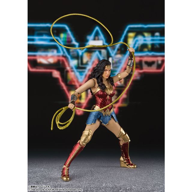 バンダイ、真実の投げ縄付き「S.H.Figuarts ワンダーウーマン」発売日