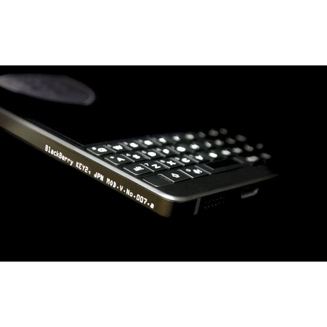 物理キー付きスマホ「BlackBerry KEY2 Last Edition」が数量限定で発売